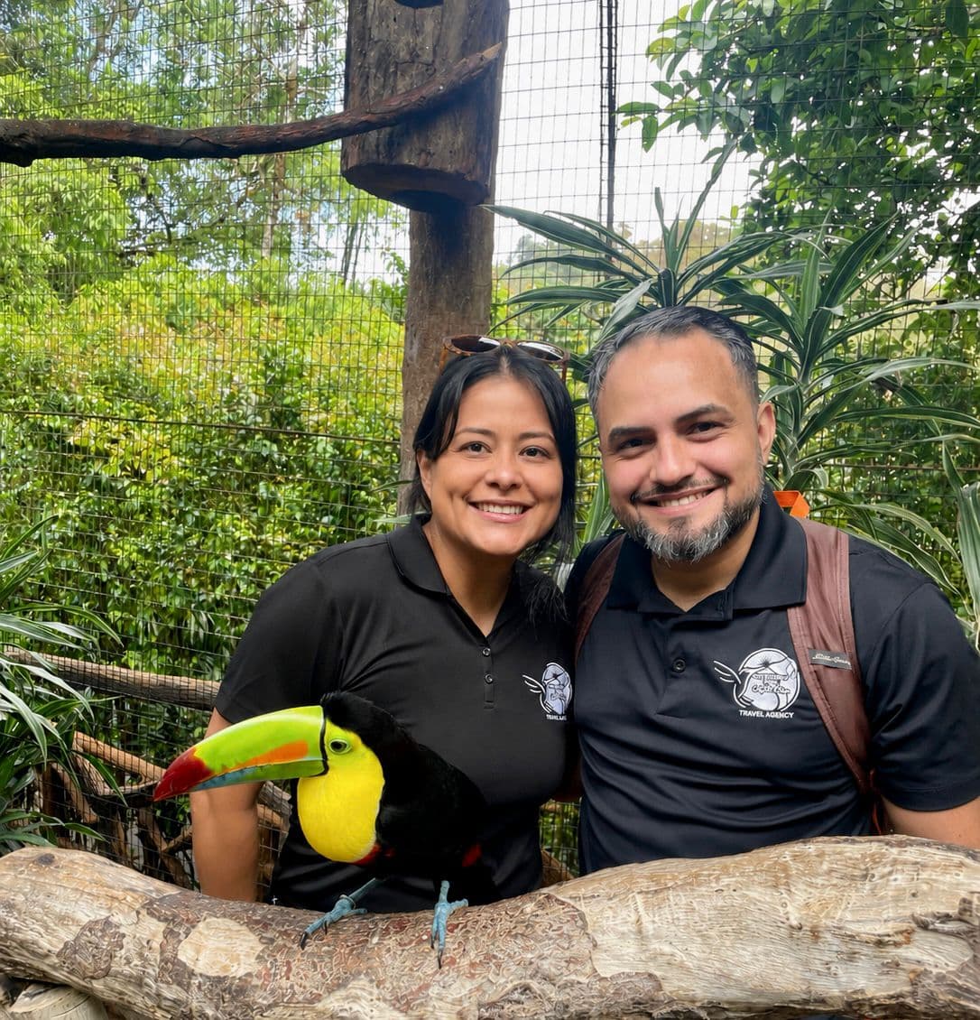 Luis and Lea - Founders of Experience Real Costa Rica